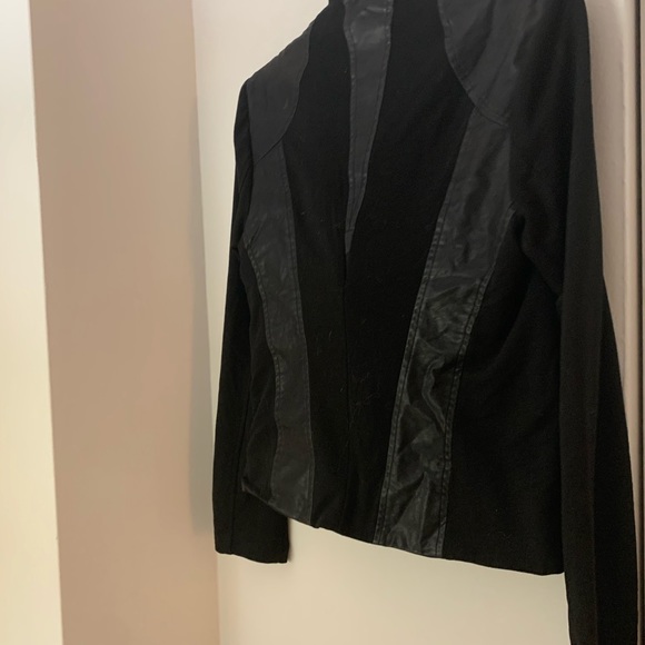 Kendall+Kylie Lightweight Leather & Fabric Jacket - Picture 9 of 9